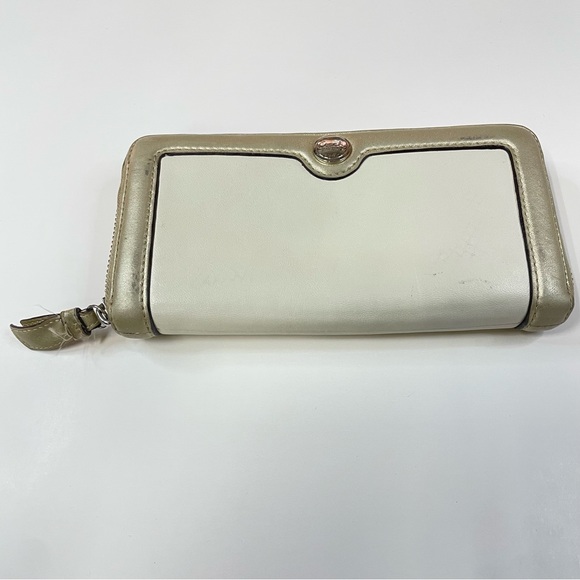 Coach Womens Wallet Zip Around Accordion Off White Metallic Gold Leather #0693 - Picture 1 of 15
